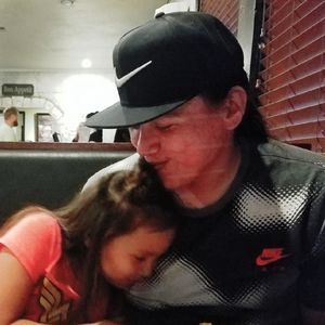 Meet your Posher, Amos